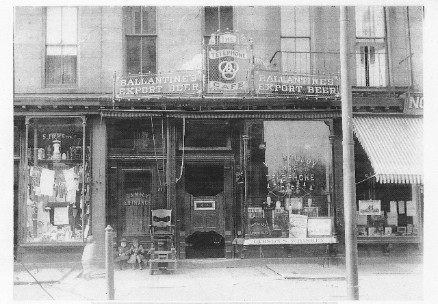 Molloy Cafe, New YorkCirca 1915